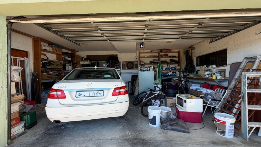 4 Bedroom Property for Sale in Arbeidslus Western Cape